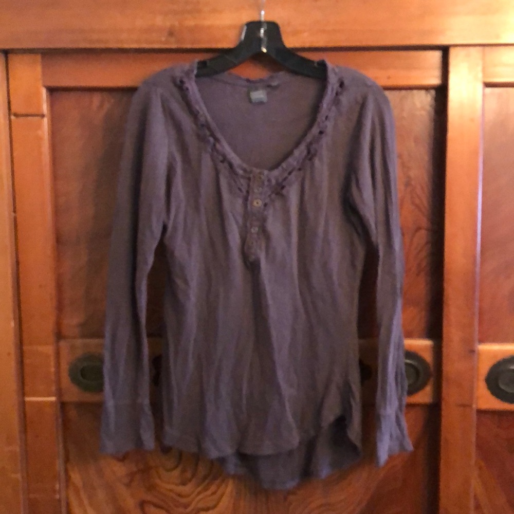 Gray brand dusty purple l/s soft top sz L